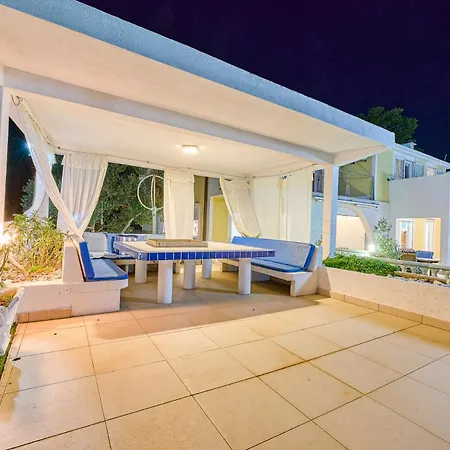 Unique Sur La Pour Des Inoubliables En Famille Ou Entre Amis Pour 10 Personnes Villa