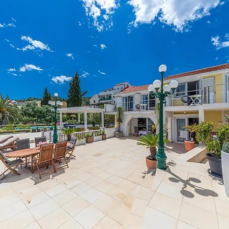 Sejour De Reve Dans De Luxe Sur La En Famille ,amis ,et Animaux Villa *